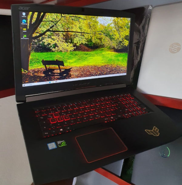 Acer predator Helios 300 - PC Gaming | 24 Go RAM - 256Go SSD + 2To HDD- 6Go dédié - Image 4